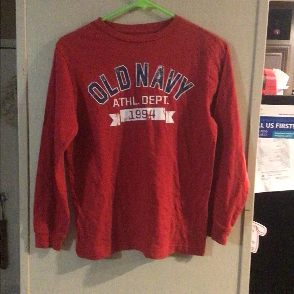 Old navy boys red graphic shirt size large
